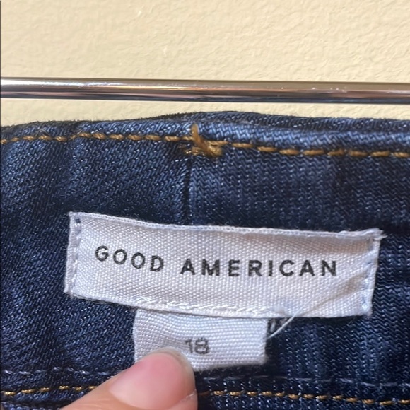 Womens Good American Good Curvé Straight Leg Jeans - Picture 2 of 4
